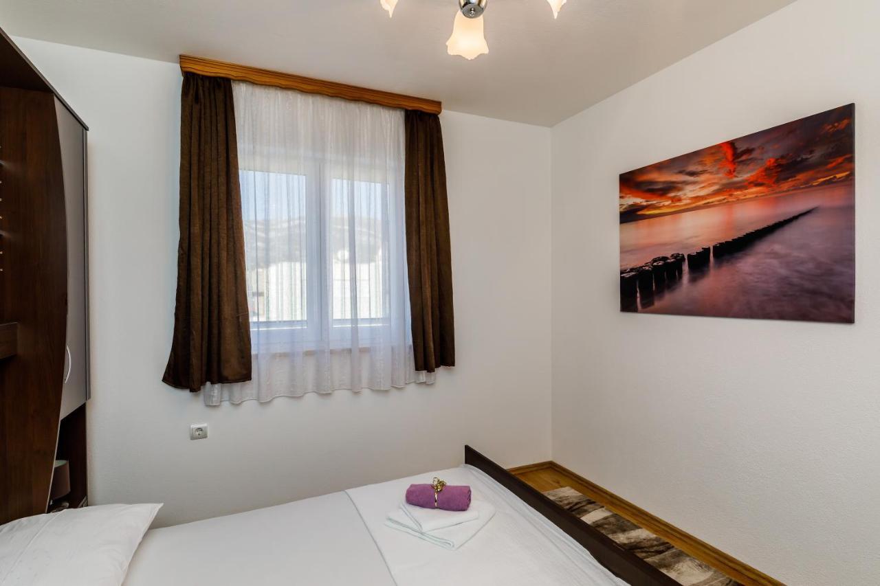 Villa Lamarin Kaštela Kültér fotó
