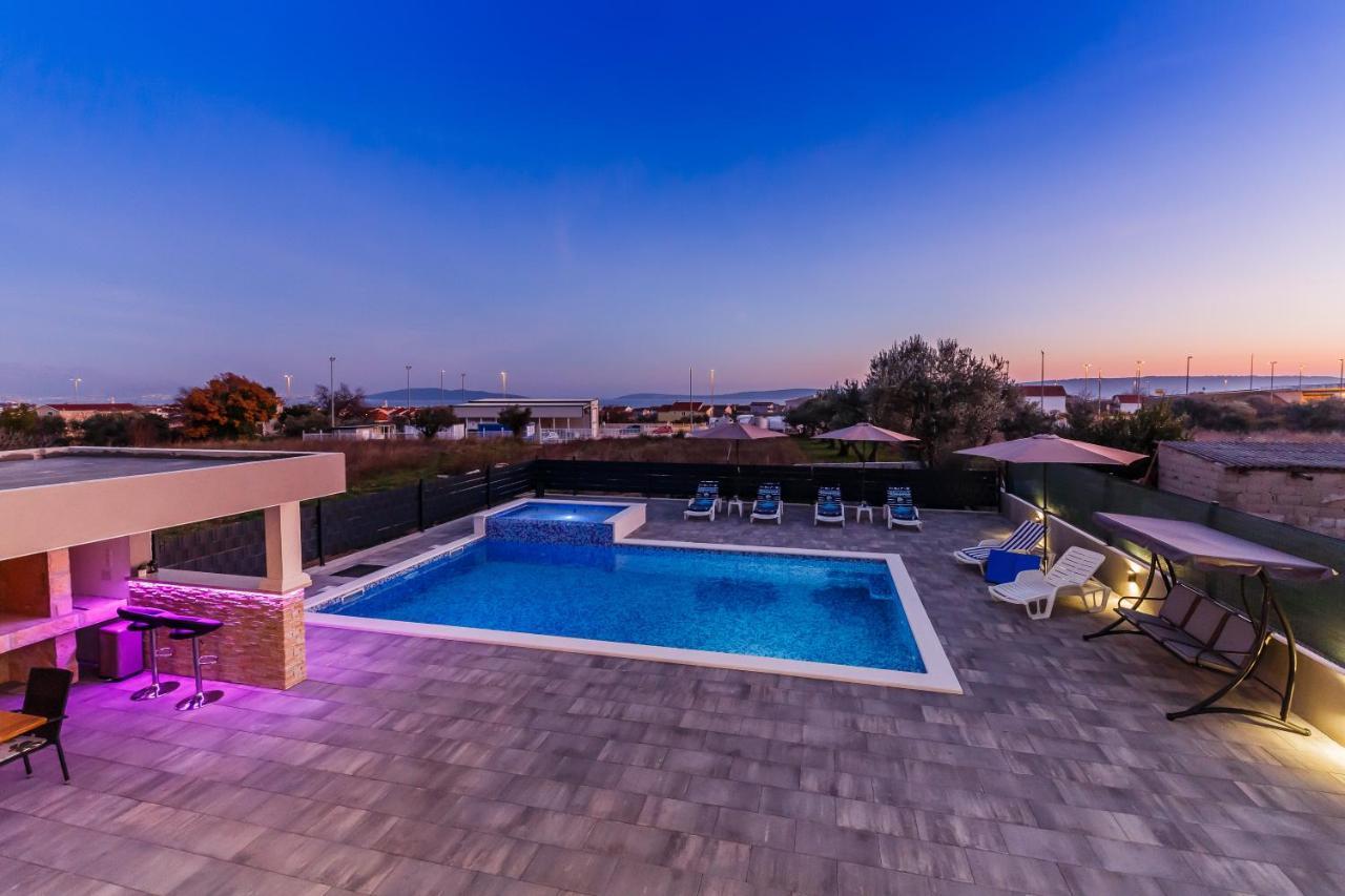 Villa Lamarin Kaštela Kültér fotó